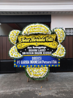 Papan Bunga Duka di Wetar Timur
