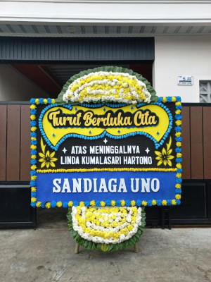 Papan Bunga Duka di Wetar Timur